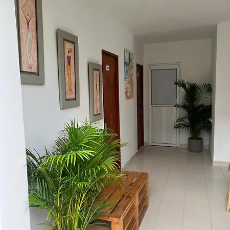 Habitación Cerca De La Playa 202 *